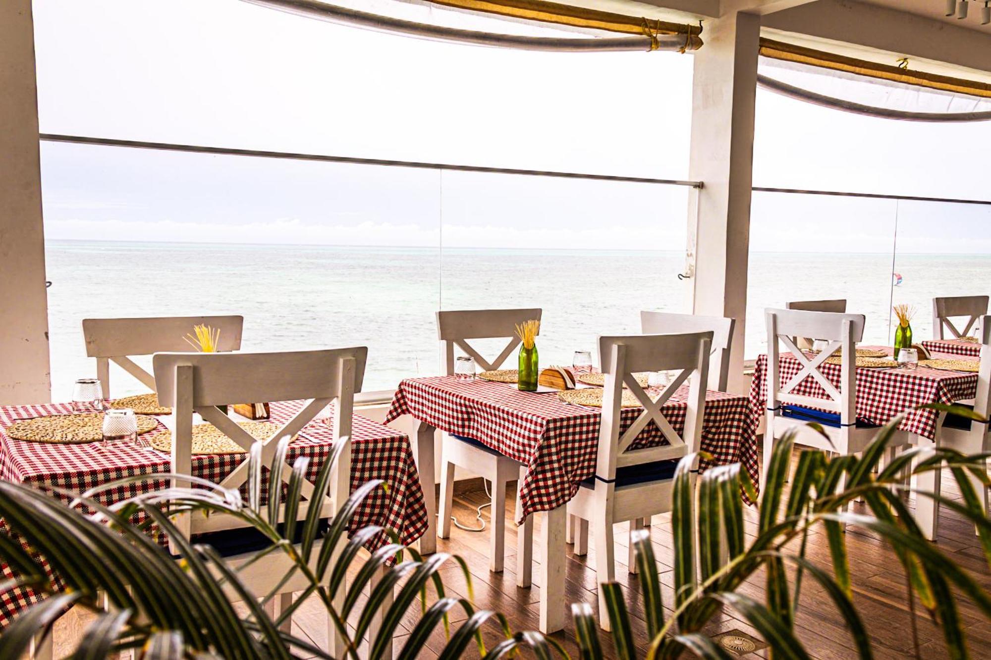 Pili Pili Sunrise Beach Hotel Jambiani  Kültér fotó