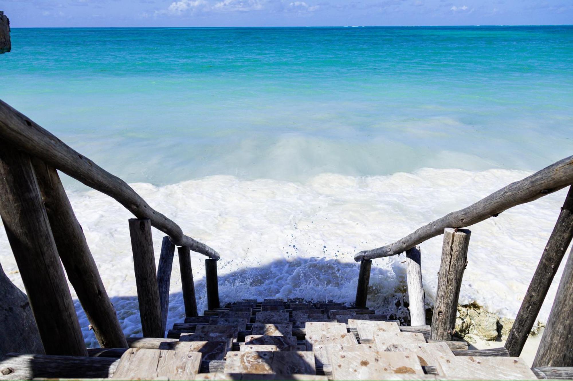 Pili Pili Sunrise Beach Hotel Jambiani  Kültér fotó
