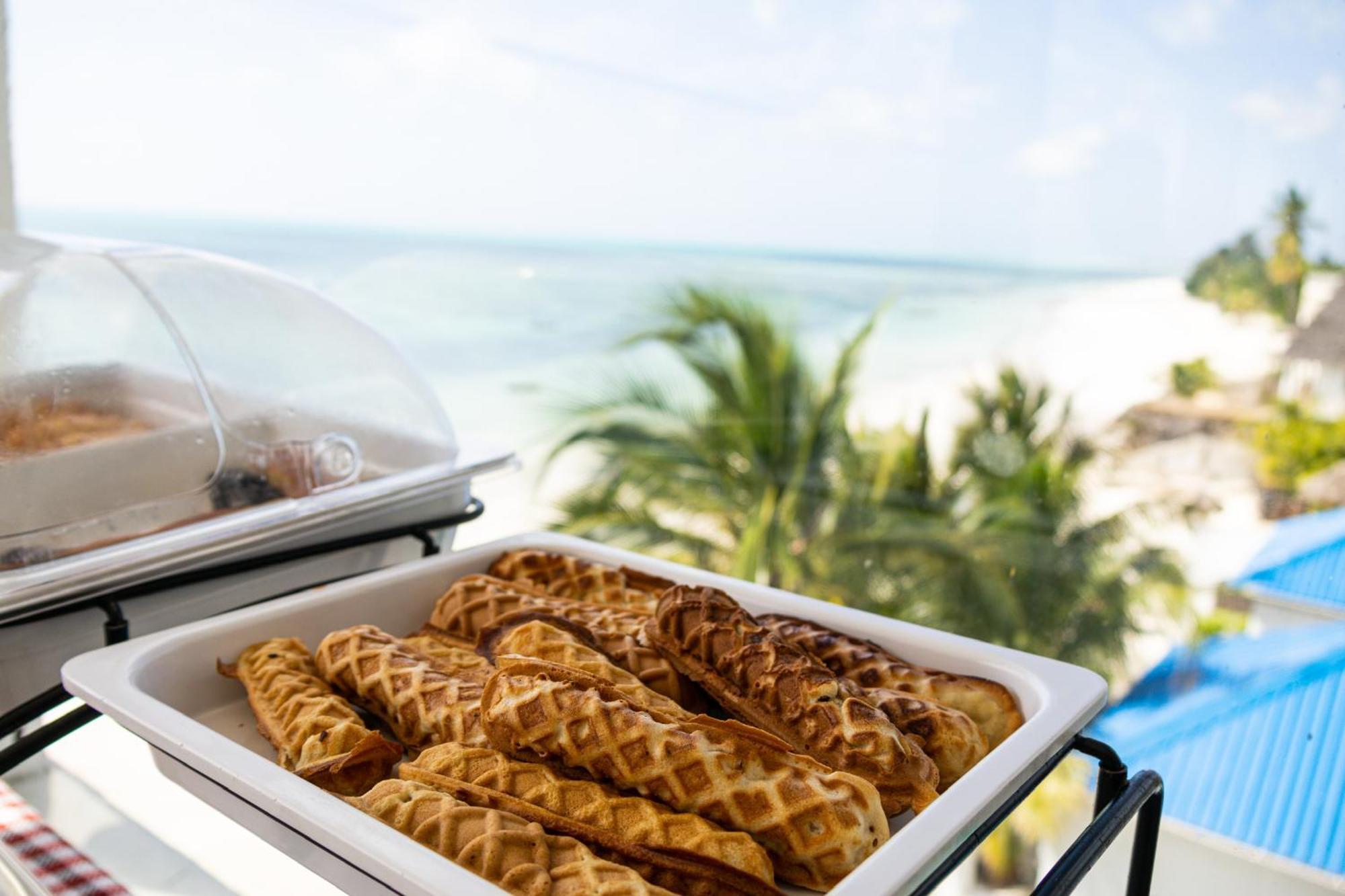 Pili Pili Sunrise Beach Hotel Jambiani  Kültér fotó